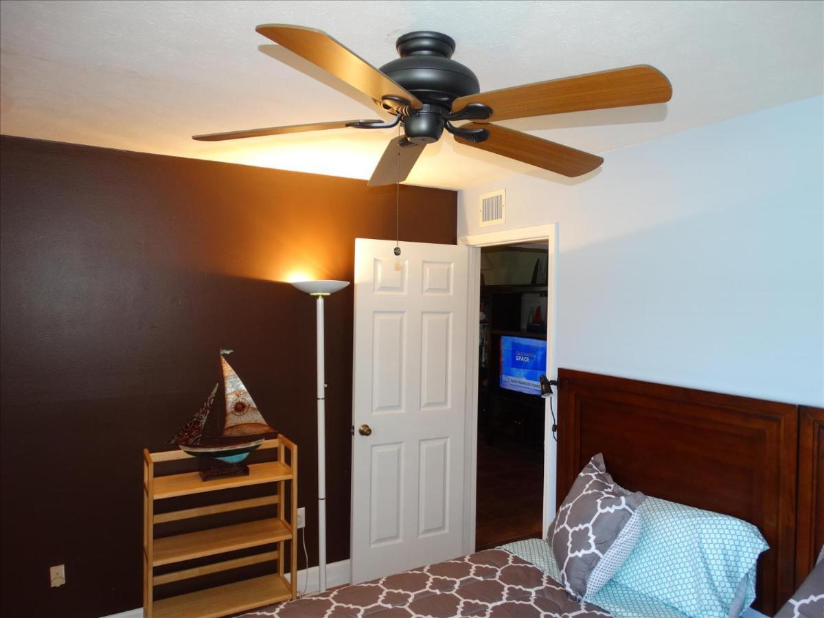 Quiet Vista Del Mar 2 Bedroom Condo Beachfront Property Cocoa Beach Eksteriør billede